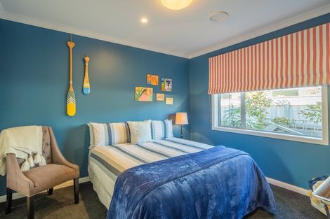 Photo of property in 9 Bridford Way, Paraparaumu, 5032