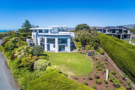 Photo of property in 142 Scarborough Road, Scarborough, Christchurch, 8081