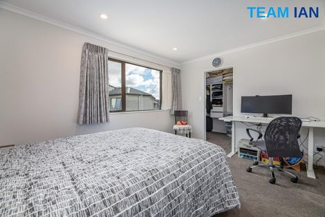 Photo of property in 73a Granville Drive, Massey, Auckland, 0614