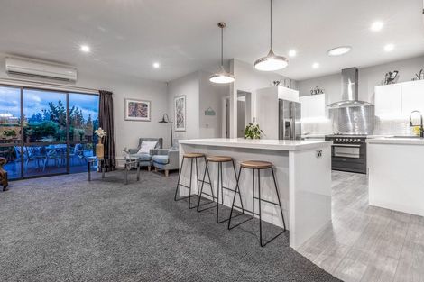 Photo of property in 154 Endeavour Drive, Whitby, Porirua, 5024