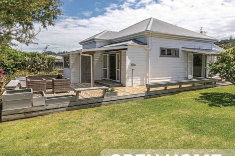 Photo of property in 186 Victoria Street, Coromandel, 3506