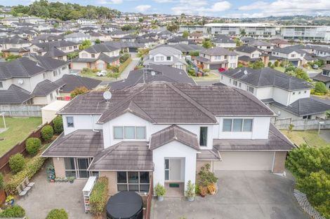 Photo of property in 5 Kouras Place, Flat Bush, Auckland, 2016