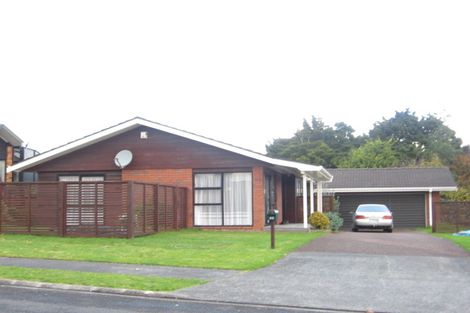 Photo of property in 43 Kuripaka Crescent, The Gardens, Auckland, 2105