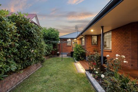 Photo of property in 4 Coach Road, Fairfield, Dunedin, 9018