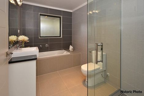 Photo of property in 20 Marwan Crescent, The Gardens, Auckland, 2105