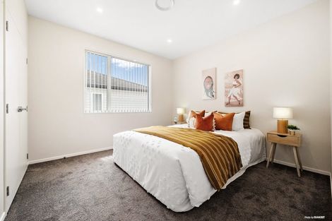 Photo of property in 10 Bine Crescent, Orewa, 0931
