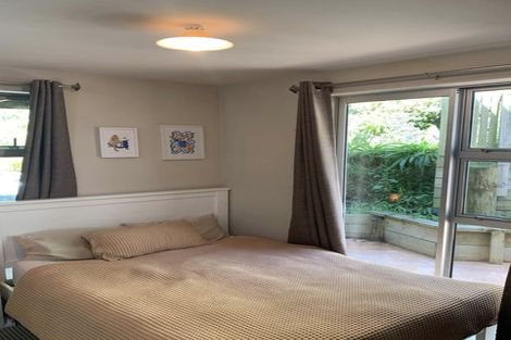 Photo of property in 1b Anderson Terrace, Mount Cook, Wellington, 6021