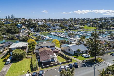 Photo of property in 2/8 Craig Road, Milford, Auckland, 0620