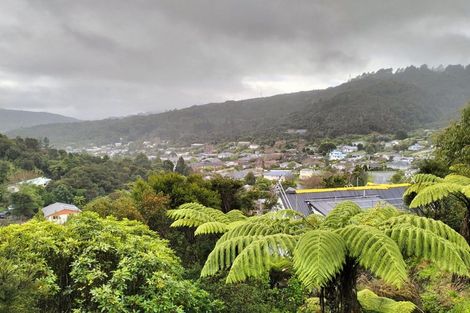 Photo of property in 27 Ngahere Street, Stokes Valley, Lower Hutt, 5019