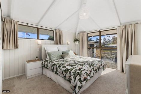 Photo of property in 23 Ferndale Drive, Kawakawa Bay, Papakura, 2585