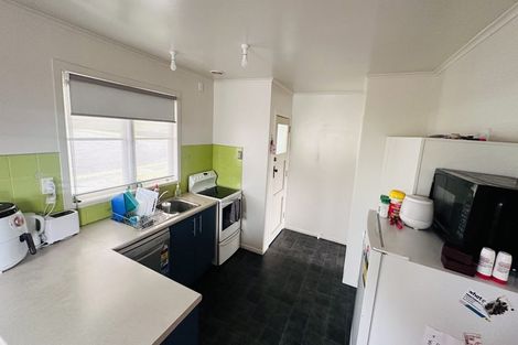 Photo of property in 10 Cuba Street, Marton, 4710