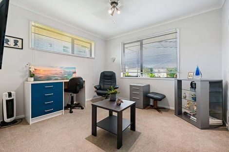 Photo of property in 35 Stoneleigh Drive, Chartwell, Hamilton, 3210