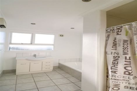 Photo of property in 2/122 North Street, Seaview, Timaru, 7910