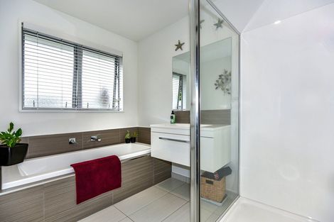 Photo of property in 175 Keyes Road, New Brighton, Christchurch, 8083