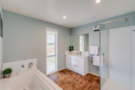 Photo of property in 1378 Poyntzs Road, West Eyreton, Rangiora, 7475