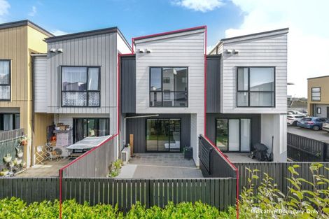 Photo of property in 4/47a Huntington Drive, Huntington Park, Auckland, 2013