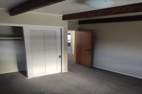 Photo of property in 10 Titoki Avenue, Waipahihi, Taupo, 3330