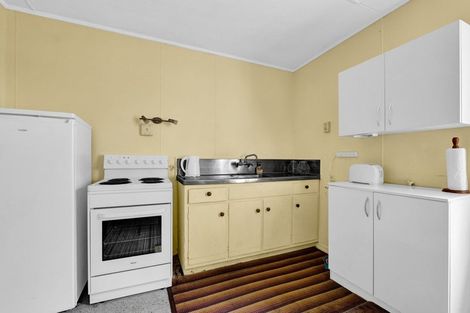 Photo of property in 2 Middlesex Street, Patea, 4520