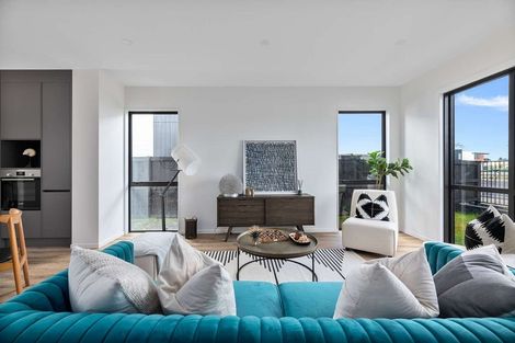 Photo of property in 30 Whakato Avenue, Kumeu, 0810