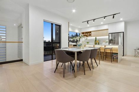 Photo of property in 34b Esmonde Road, Takapuna, Auckland, 0622