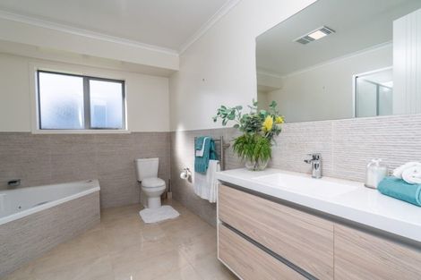 Photo of property in 40 Mariners Haven, One Tree Point, 0118