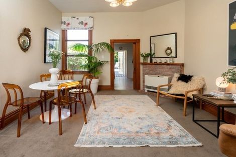 Photo of property in 16 Caroline Street, Mount Victoria, Wellington, 6011