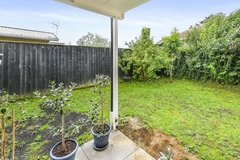Photo of property in 4/3 Woolfield Road, Papatoetoe, Auckland, 2025