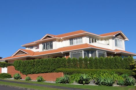 Photo of property in 2 Silkwood Grove, Totara Heights, Auckland, 2105