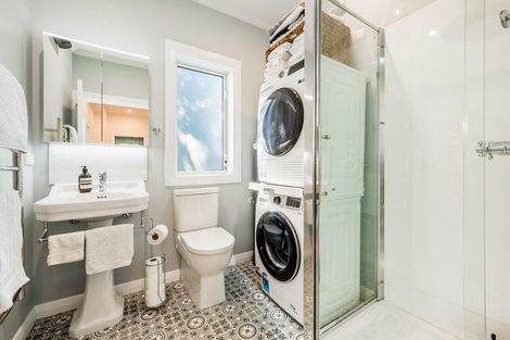 Photo of property in 86 Ames Street, Paekakariki, 5034
