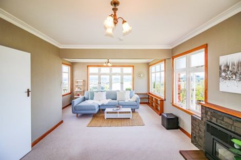 Photo of property in 2 Rodney Street, Durie Hill, Whanganui, 4500