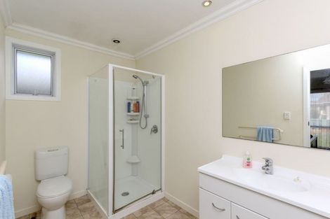 Photo of property in 21 Turakina Street, Merrilands, New Plymouth, 4312