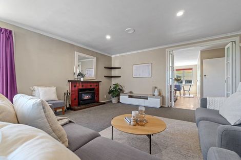 Photo of property in 6 Queen Street, Cambridge, 3434