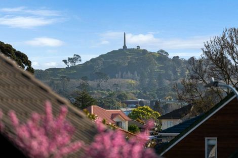 Photo of property in 10 Derby Downs Place, Ellerslie, Auckland, 1051