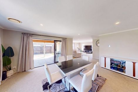Photo of property in 3 Mahi Grove, Maewa, Feilding, 4702