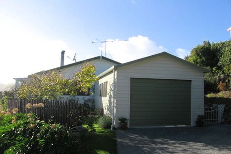 Photo of property in 25 Lagden Street, Camborne, Porirua, 5026