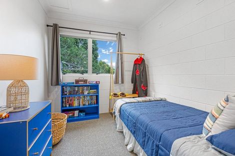 Photo of property in 4 Evelyn Place, Welbourn, New Plymouth, 4310