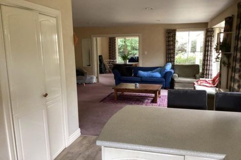 Photo of property in 5 Oaktree Lane, Bishopdale, Christchurch, 8053