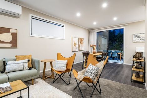 Photo of property in 5 Koreke Close, Kenepuru, Porirua, 5022