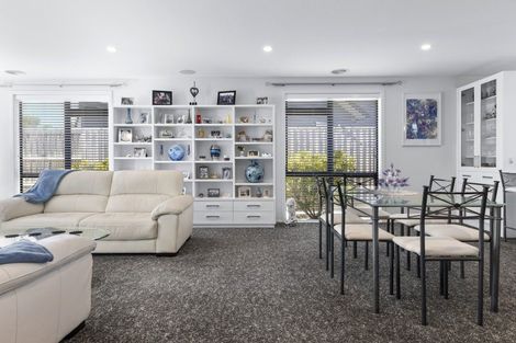 Photo of property in 32 Huka Heights Drive, Rangatira Park, Taupo, 3330