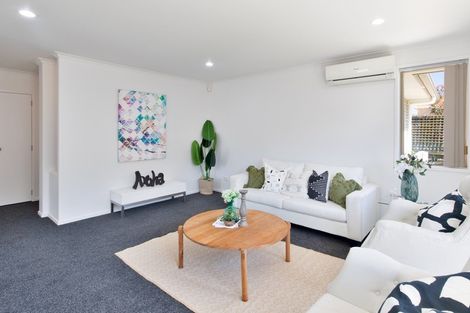 Photo of property in 15 Gardenia Close, Melville, Hamilton, 3206