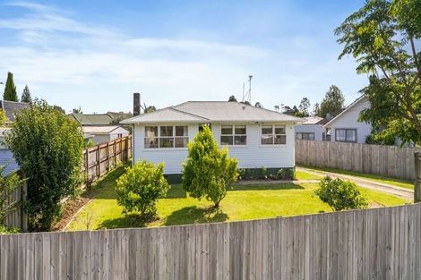 Photo of property in 4 Antrim Crescent, Otara, Auckland, 2023