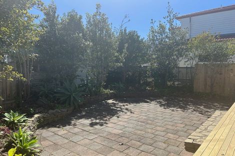 Photo of property in 2/30 Tristram Avenue, Forrest Hill, Auckland, 0620
