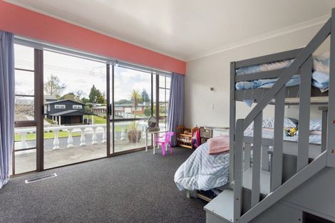 Photo of property in 4 Byron Street, Leamington, Cambridge, 3432