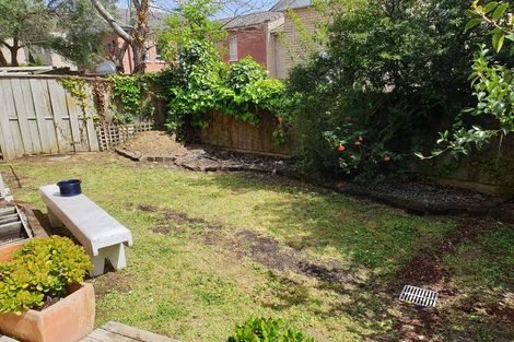 Photo of property in 12/37 Fields Parade, Oteha, Auckland, 0632