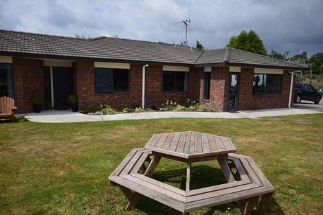 Photo of property in 33 Belk Road South, Omanawa, 3173