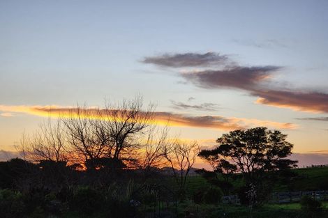 Photo of property in 232 Amreins Road, Taupaki, 0782