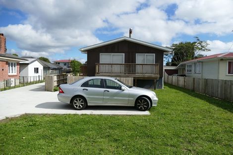 Photo of property in 399a Great South Road, Opaheke, Papakura, 2113