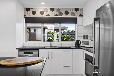 Photo of property in 3d Hinau Street, Inglewood, 4330