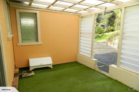 Photo of property in 58 Mountain Road, Henderson Valley, Auckland, 0612