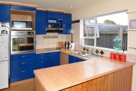 Photo of property in 100 Melbourne Street, South Dunedin, Dunedin, 9012